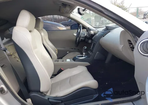 2004 Nissan 350Z Touring z USA, uszkodzony, nr VIN JN1AZ34D64T166037